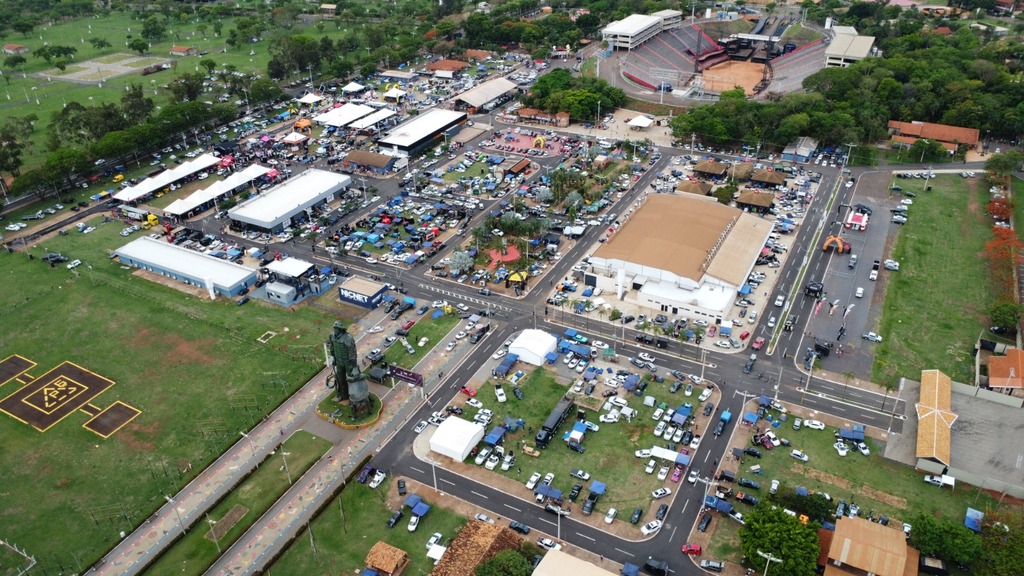 Feira gratuita de varejo alimentício começa nesta segunda-feira (19) em Barretos